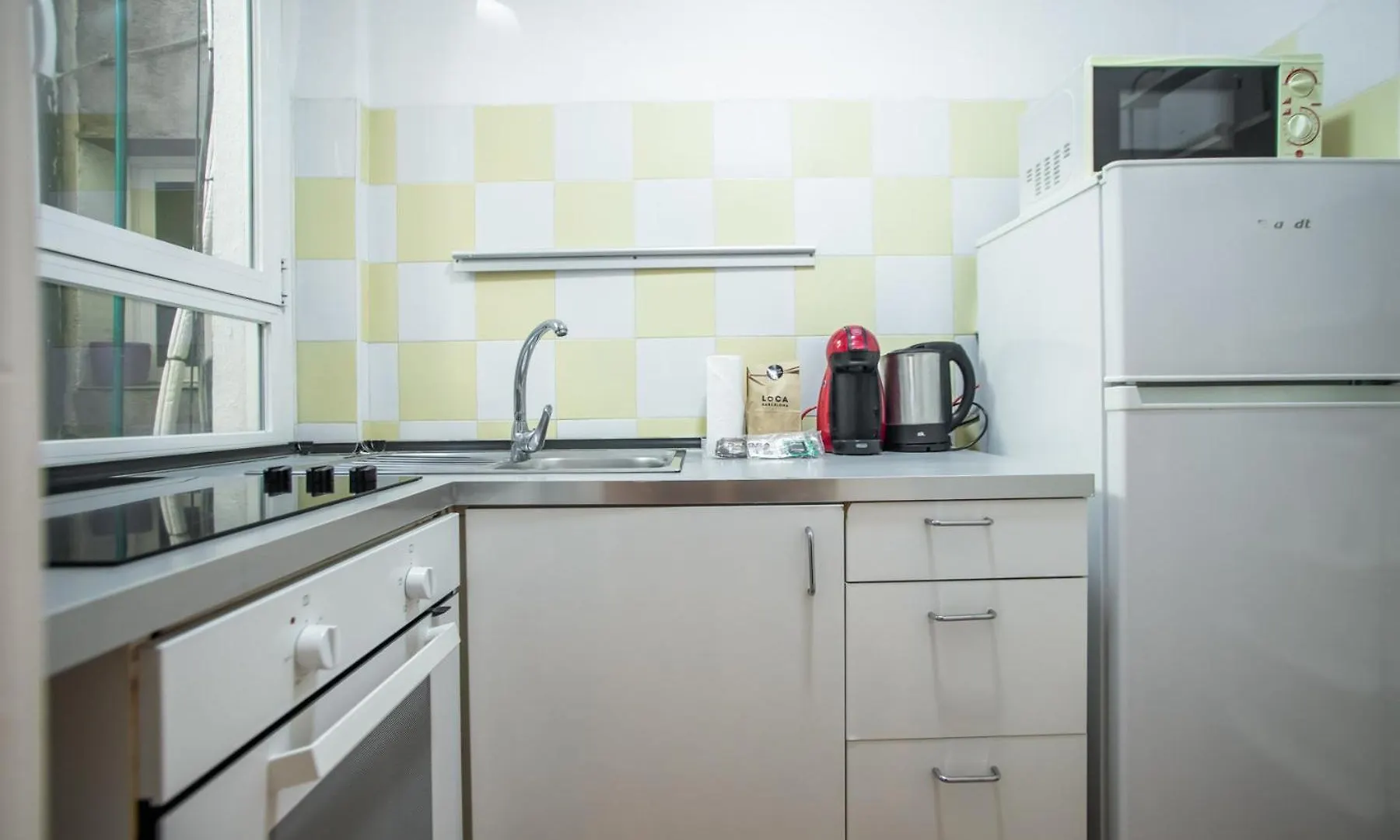 ברצלונה 44Poc1062 - Studio Newly Decorated In Poble Sec 0*,  ספרד