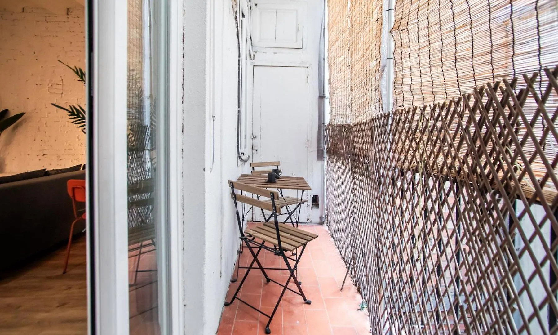 ברצלונה 44Poc1062 - Studio Newly Decorated In Poble Sec ספרד