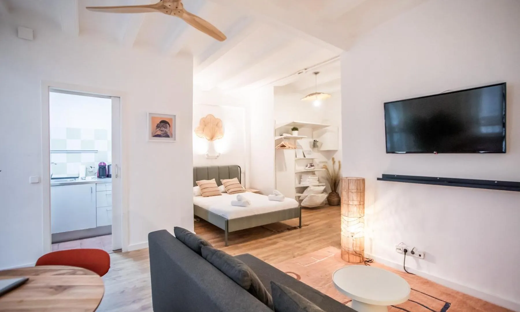 ברצלונה 44Poc1062 - Studio Newly Decorated In Poble Sec